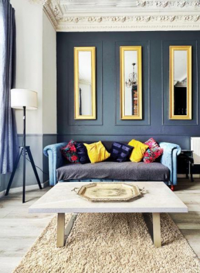 AdeamStays provides Beautiful centrally located 1 and 2 bed apartments on Liverpools Boulevard